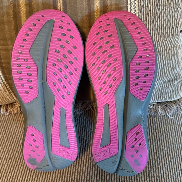 Ladies Hoka Mach 6 Sz 7.5 - Picture 6 of 8